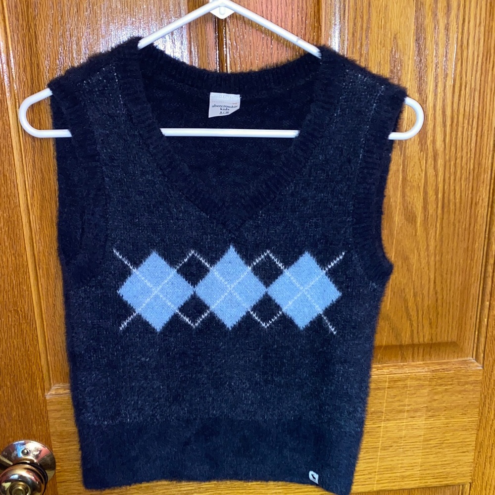 Abercrombie Kids Navy and Light Blue Argyle V-Neck Sweater Vest